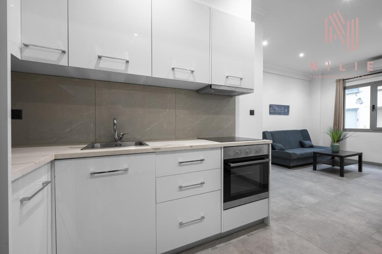 Ferienwohnung B&W, Nilie Hospitality Mgmt Thessaloniki Exterior foto
